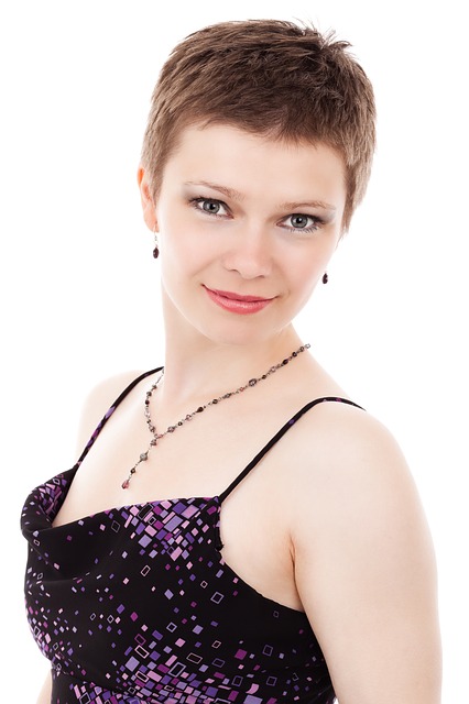 轰炸电话网页版